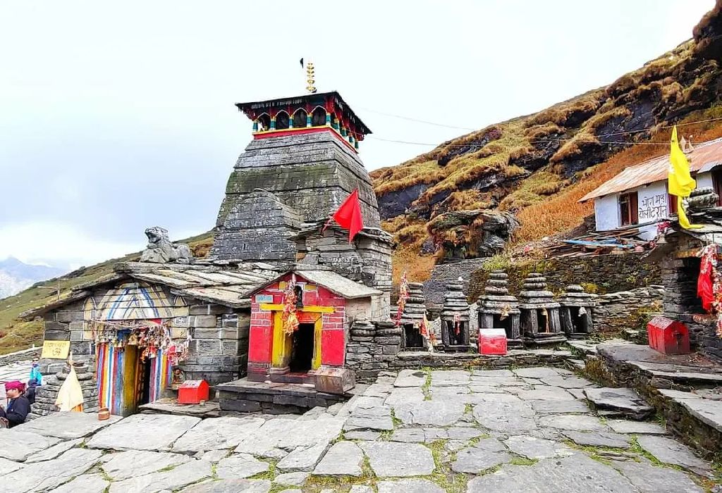 Tungnath Temple - highest Shiva temple in the world near Chopta